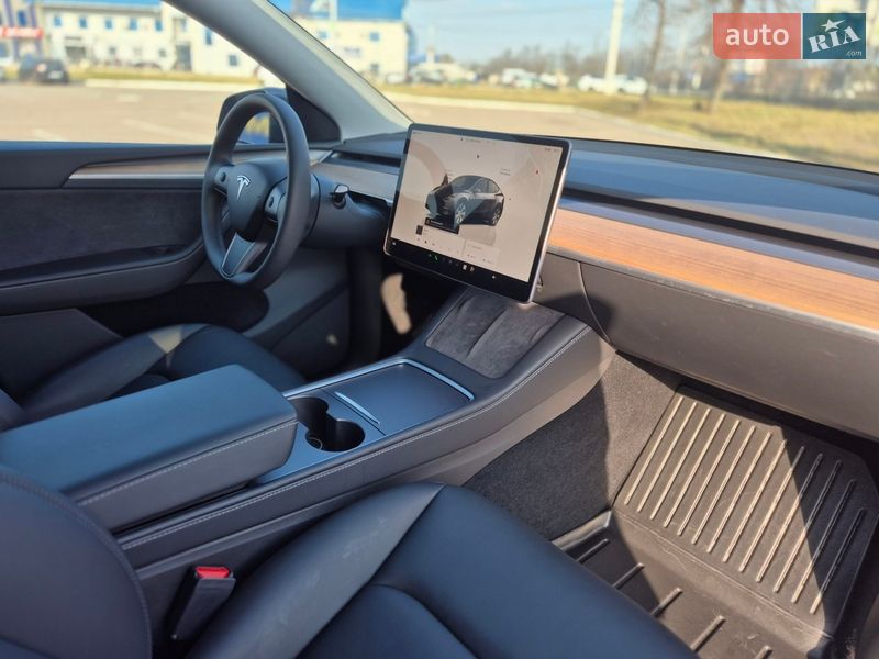 Внедорожник / Кроссовер Tesla Model Y 2023 в Житомире фото 16 Внедорожник / Кроссовер Tesla Model Y 2023 в Житомире