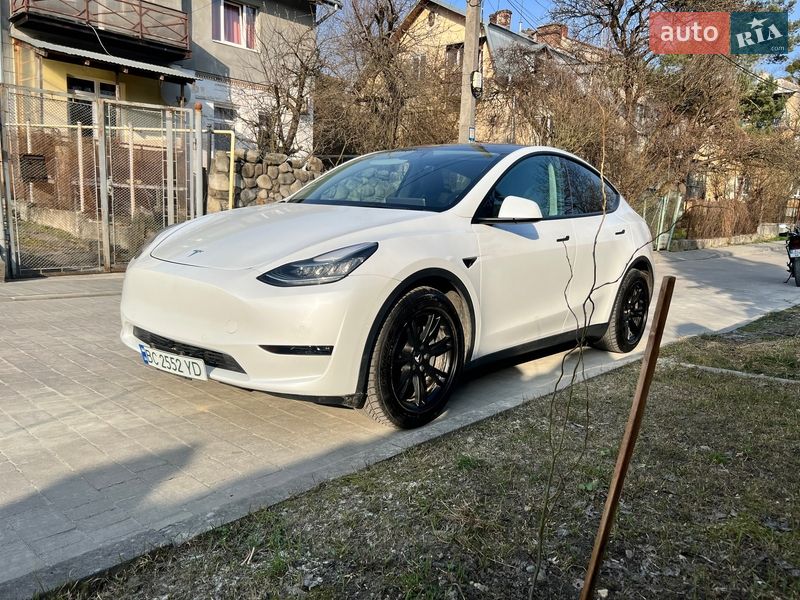 Внедорожник / Кроссовер Tesla Model Y 2021 в Львове фото 4 Внедорожник / Кроссовер Tesla Model Y 2021 в Львове