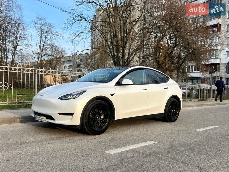 Внедорожник / Кроссовер Tesla Model Y 2021 в Львове фото 15 Внедорожник / Кроссовер Tesla Model Y 2021 в Львове