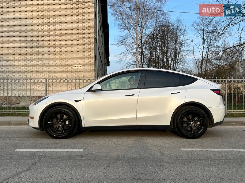 Внедорожник / Кроссовер Tesla Model Y 2021 в Львове фото 30 Внедорожник / Кроссовер Tesla Model Y 2021 в Львове