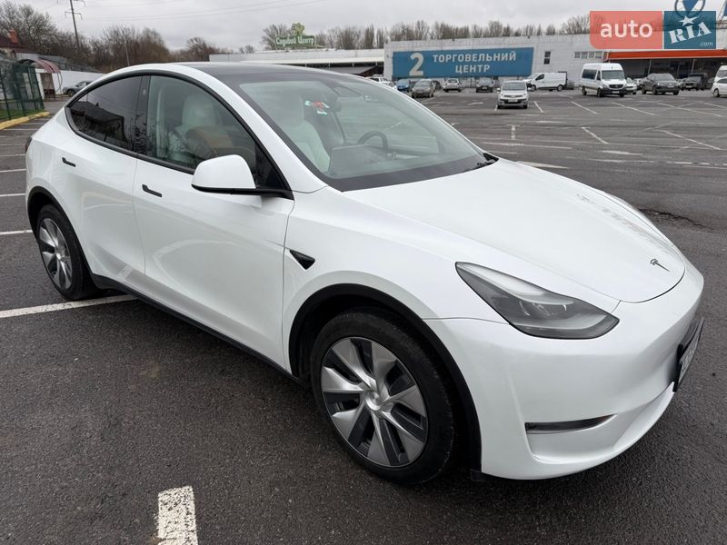 Внедорожник / Кроссовер Tesla Model Y 2022 в Ужгороде фото 13 Внедорожник / Кроссовер Tesla Model Y 2022 в Ужгороде