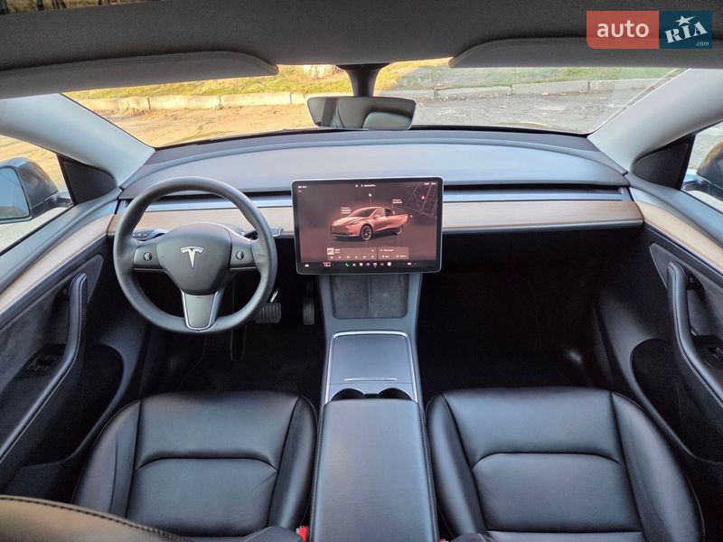 Внедорожник / Кроссовер Tesla Model Y 2022 в Киеве