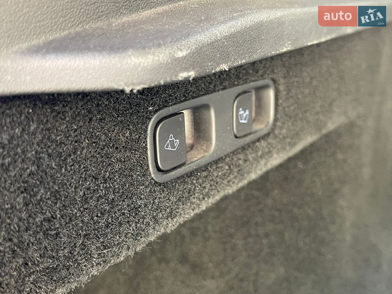 Внедорожник / Кроссовер Tesla Model Y 2023 в Новояворовске фото 22 Внедорожник / Кроссовер Tesla Model Y 2023 в Новояворовске