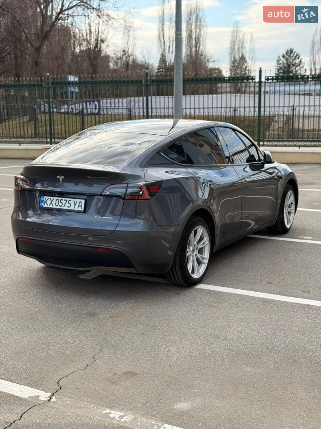 2023 Tesla Model Y - мініатюра 3
