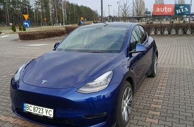 Внедорожник / Кроссовер Tesla Model Y 2021 в Киеве