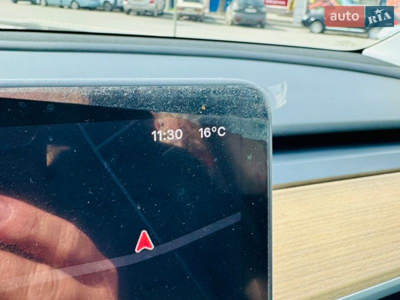 Внедорожник / Кроссовер Tesla Model Y 2023 в Новомосковске