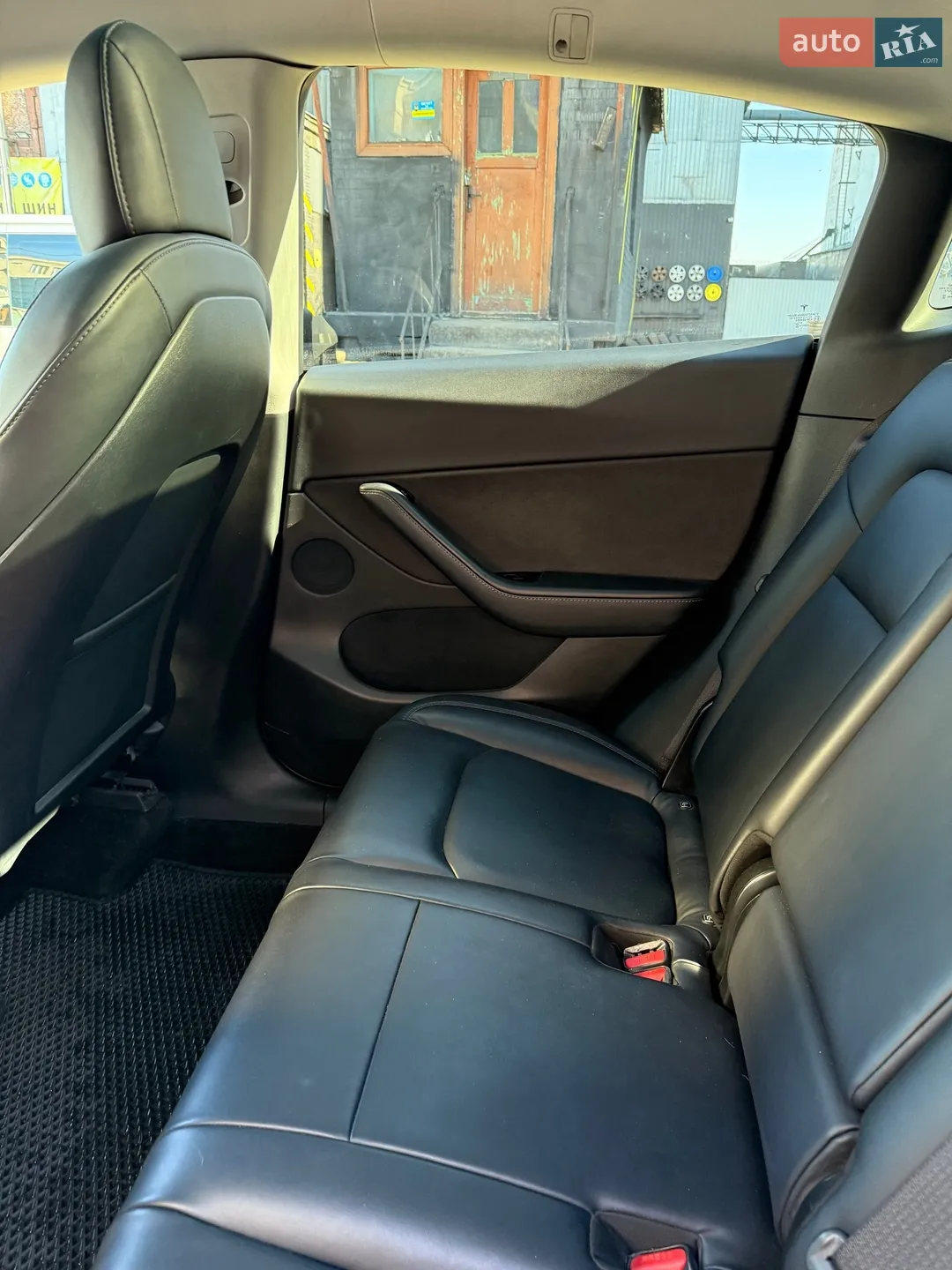 2020 Tesla Model Y - мініатюра 33