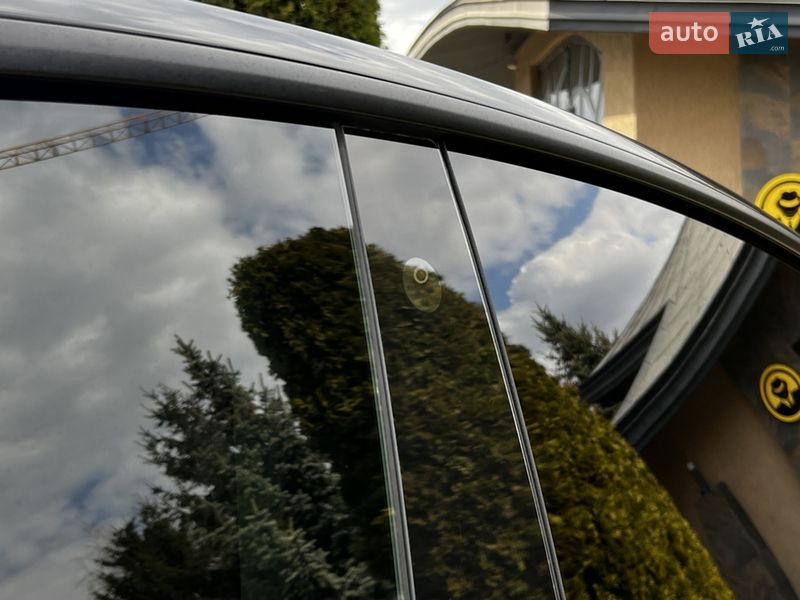 Внедорожник / Кроссовер Tesla Model Y 2021 в Львове