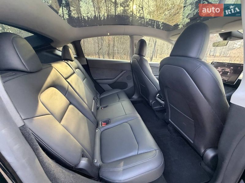 Внедорожник / Кроссовер Tesla Model Y 2023 в Киеве фото 27 Внедорожник / Кроссовер Tesla Model Y 2023 в Киеве