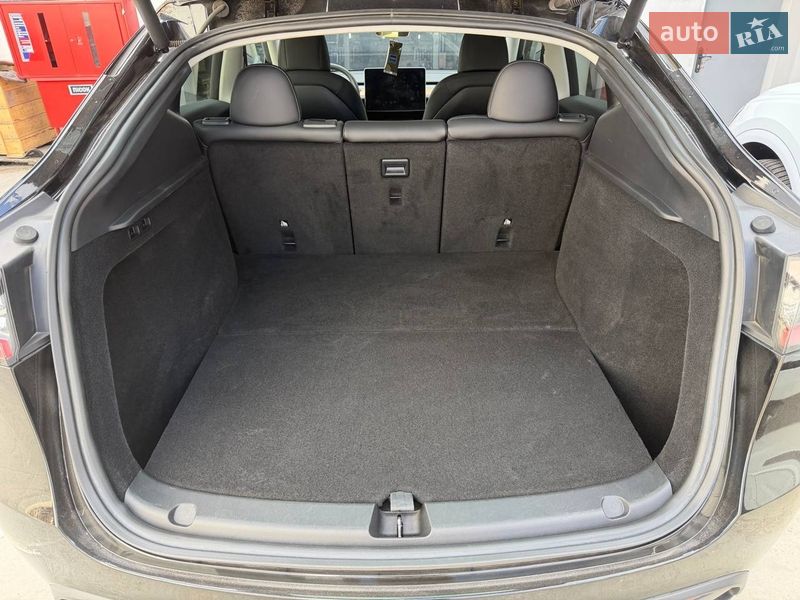 Внедорожник / Кроссовер Tesla Model Y 2023 в Киеве фото 37 Внедорожник / Кроссовер Tesla Model Y 2023 в Киеве