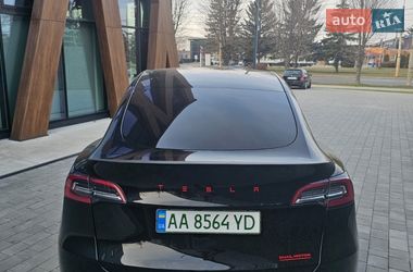 Внедорожник / Кроссовер Tesla Model Y 2023 в Киеве