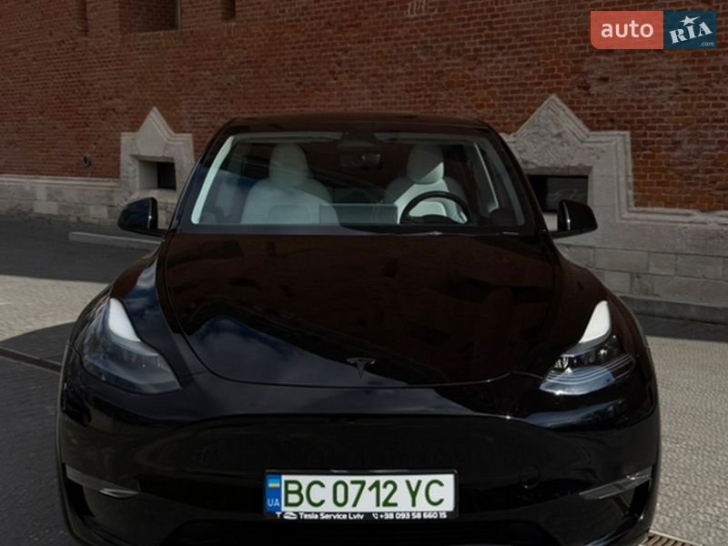 Tesla Model Y 2024 Tesla Model Y 2024