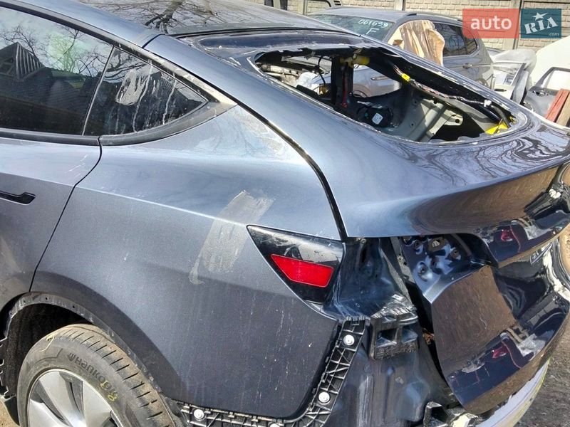 Позашляховик / Кросовер Tesla Model Y 2023 в Білій Церкві