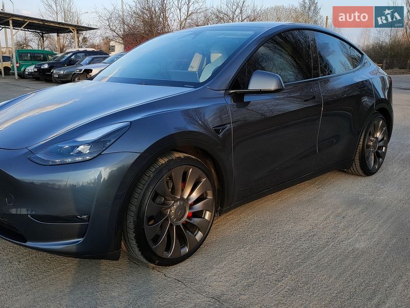 Tesla Model Y 2023 Tesla Model Y 2023