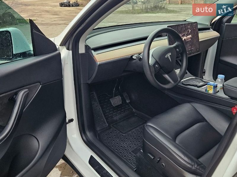 Внедорожник / Кроссовер Tesla Model Y 2022 в Запорожье