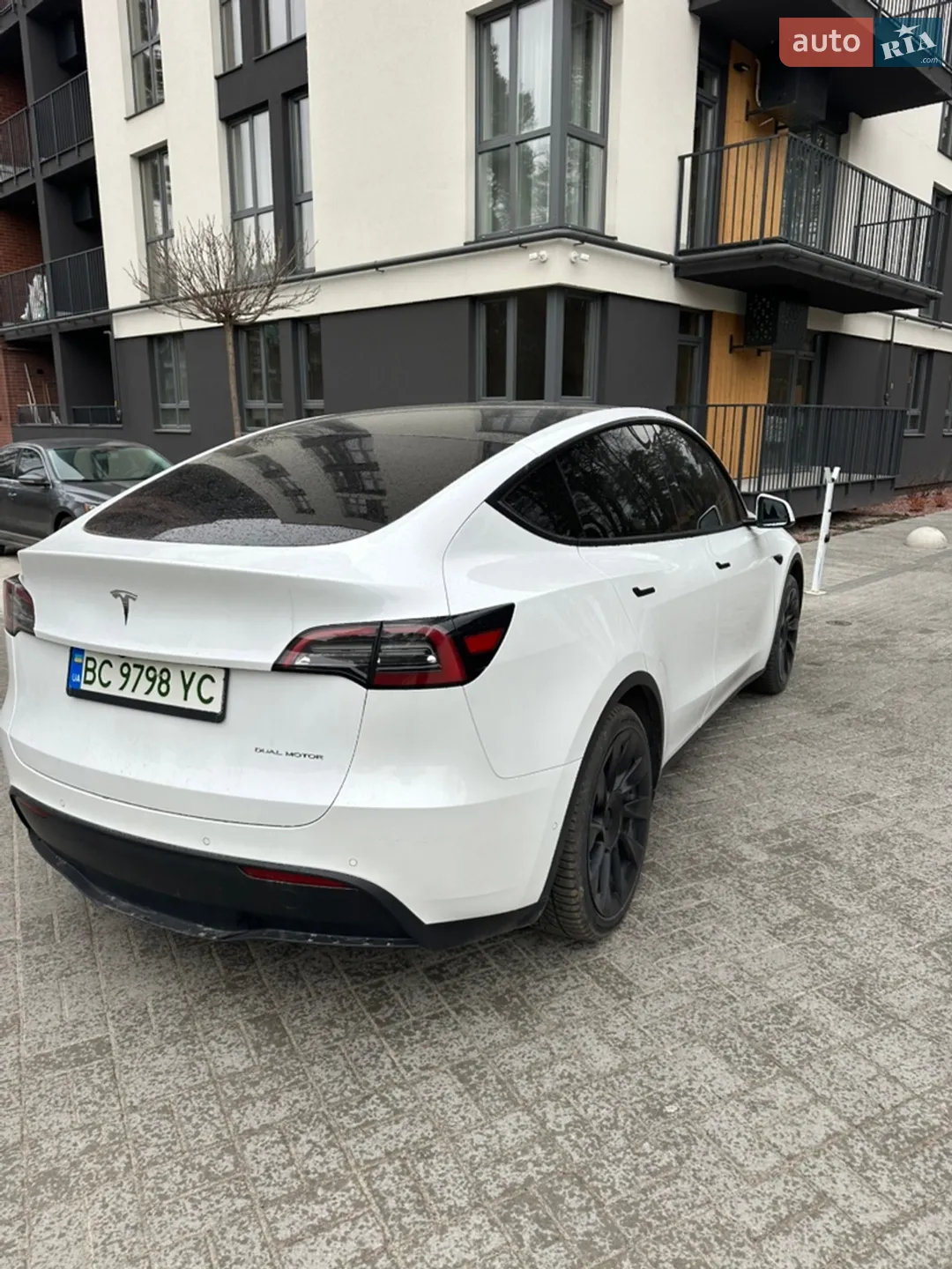 2021 Tesla Model Y - мініатюра 4