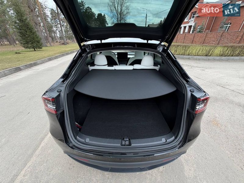 Позашляховик / Кросовер Tesla Model Y 2024 в Києві фото 56 Позашляховик / Кросовер Tesla Model Y 2024 в Києві