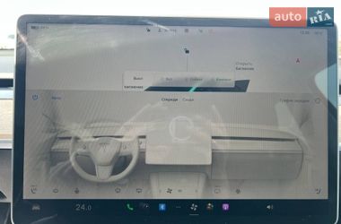 Внедорожник / Кроссовер Tesla Model Y 2022 в Львове