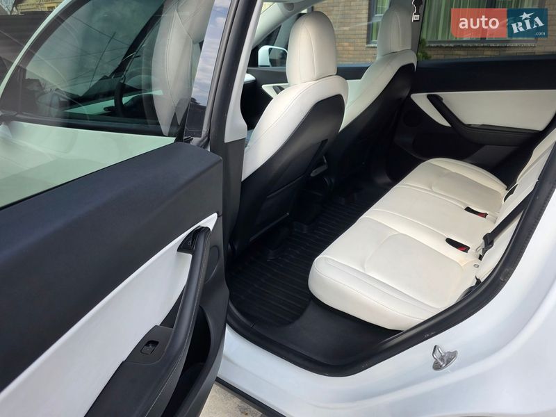 Внедорожник / Кроссовер Tesla Model Y 2020 в Луцке фото 15 Внедорожник / Кроссовер Tesla Model Y 2020 в Луцке