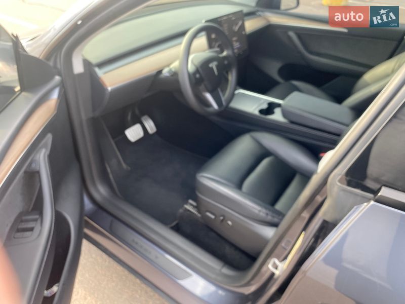 Внедорожник / Кроссовер Tesla Model Y 2023 в Одессе