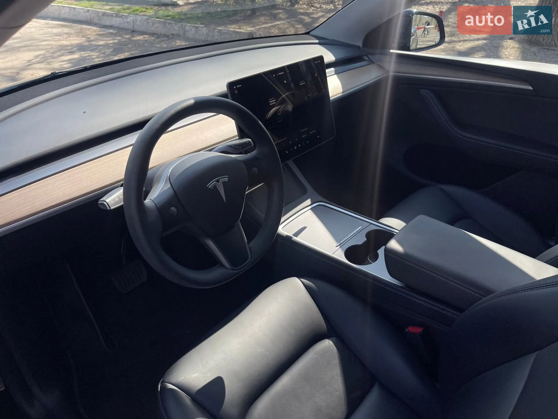 2023 Tesla Model Y - мініатюра 4