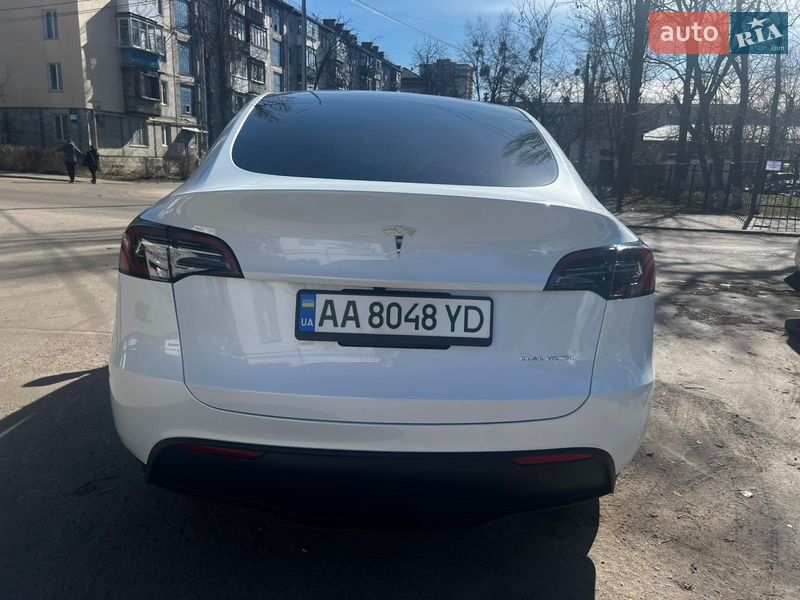 Позашляховик / Кросовер Tesla Model Y 2023 в Києві
