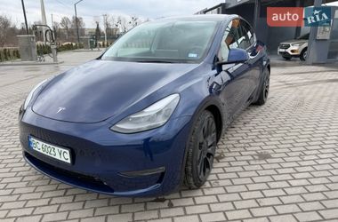 Позашляховик / Кросовер Tesla Model Y 2022 в Золочеві