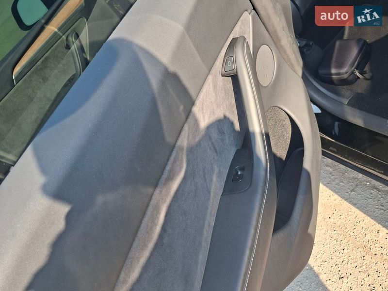 Позашляховик / Кросовер Tesla Model Y 2024 в Хмільнику фото 16 Позашляховик / Кросовер Tesla Model Y 2024 в Хмільнику