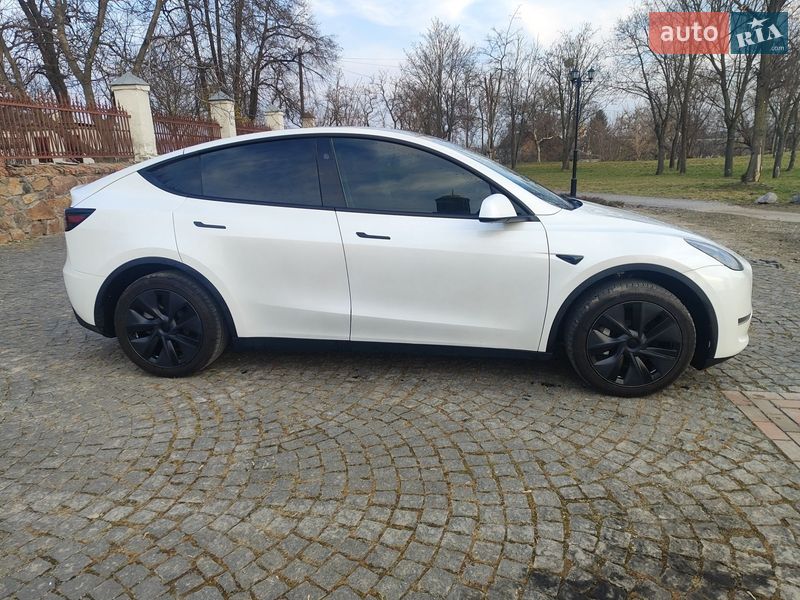 Внедорожник / Кроссовер Tesla Model Y 2024 в Белой Церкви фото 6 Внедорожник / Кроссовер Tesla Model Y 2024 в Белой Церкви