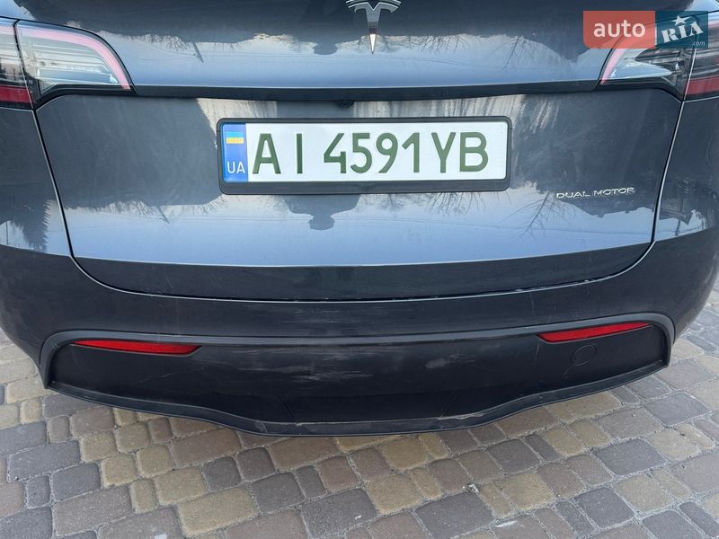 Внедорожник / Кроссовер Tesla Model Y 2023 в Киеве