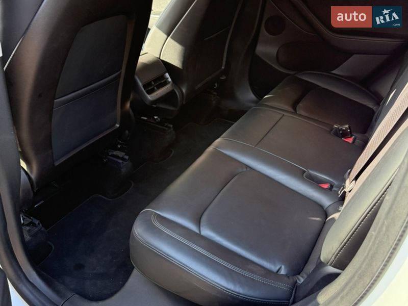 Внедорожник / Кроссовер Tesla Model Y 2021 в Владимирце