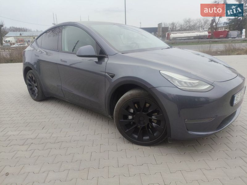 Позашляховик / Кросовер Tesla Model Y 2023 в Вінниці фото 11 Позашляховик / Кросовер Tesla Model Y 2023 в Вінниці