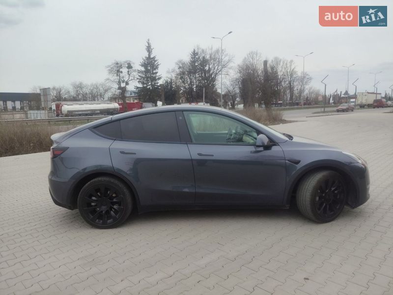 Позашляховик / Кросовер Tesla Model Y 2023 в Вінниці фото 9 Позашляховик / Кросовер Tesla Model Y 2023 в Вінниці
