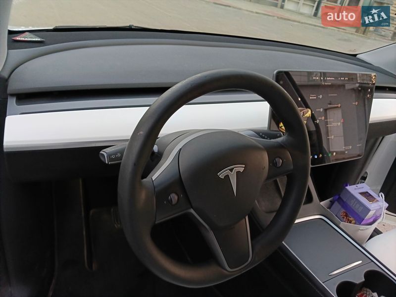 Внедорожник / Кроссовер Tesla Model Y 2021 в Харькове