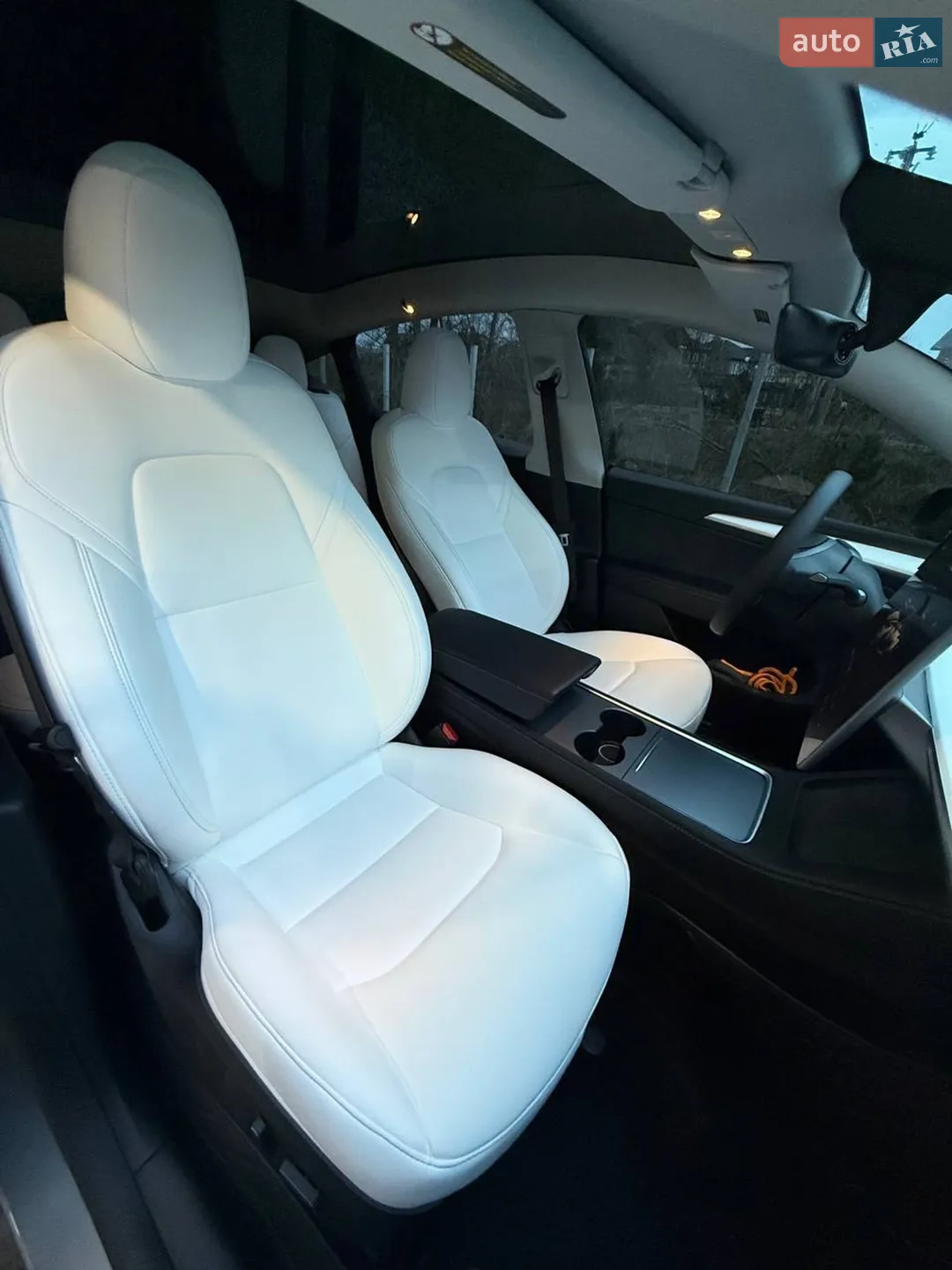 2024 Tesla Model Y - мініатюра 27