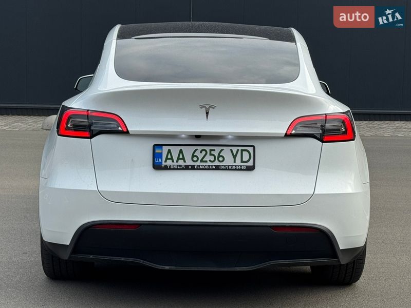 Внедорожник / Кроссовер Tesla Model Y 2024 в Киеве фото 10 Внедорожник / Кроссовер Tesla Model Y 2024 в Киеве
