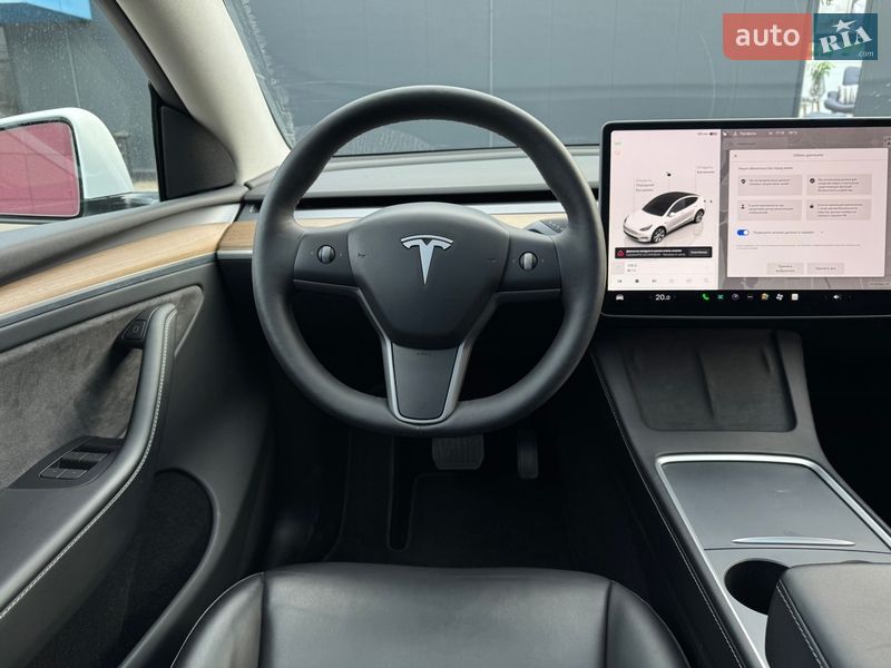 Внедорожник / Кроссовер Tesla Model Y 2024 в Киеве фото 18 Внедорожник / Кроссовер Tesla Model Y 2024 в Киеве