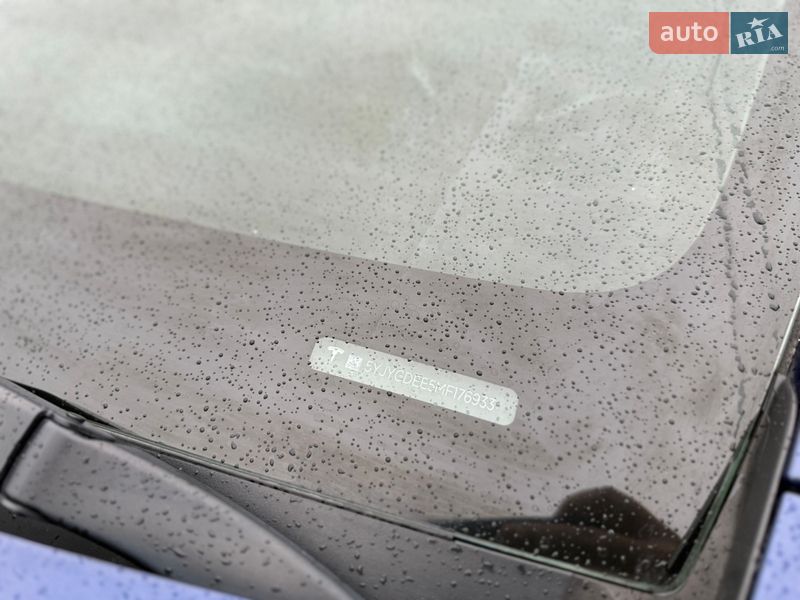 Внедорожник / Кроссовер Tesla Model Y 2021 в Ровно