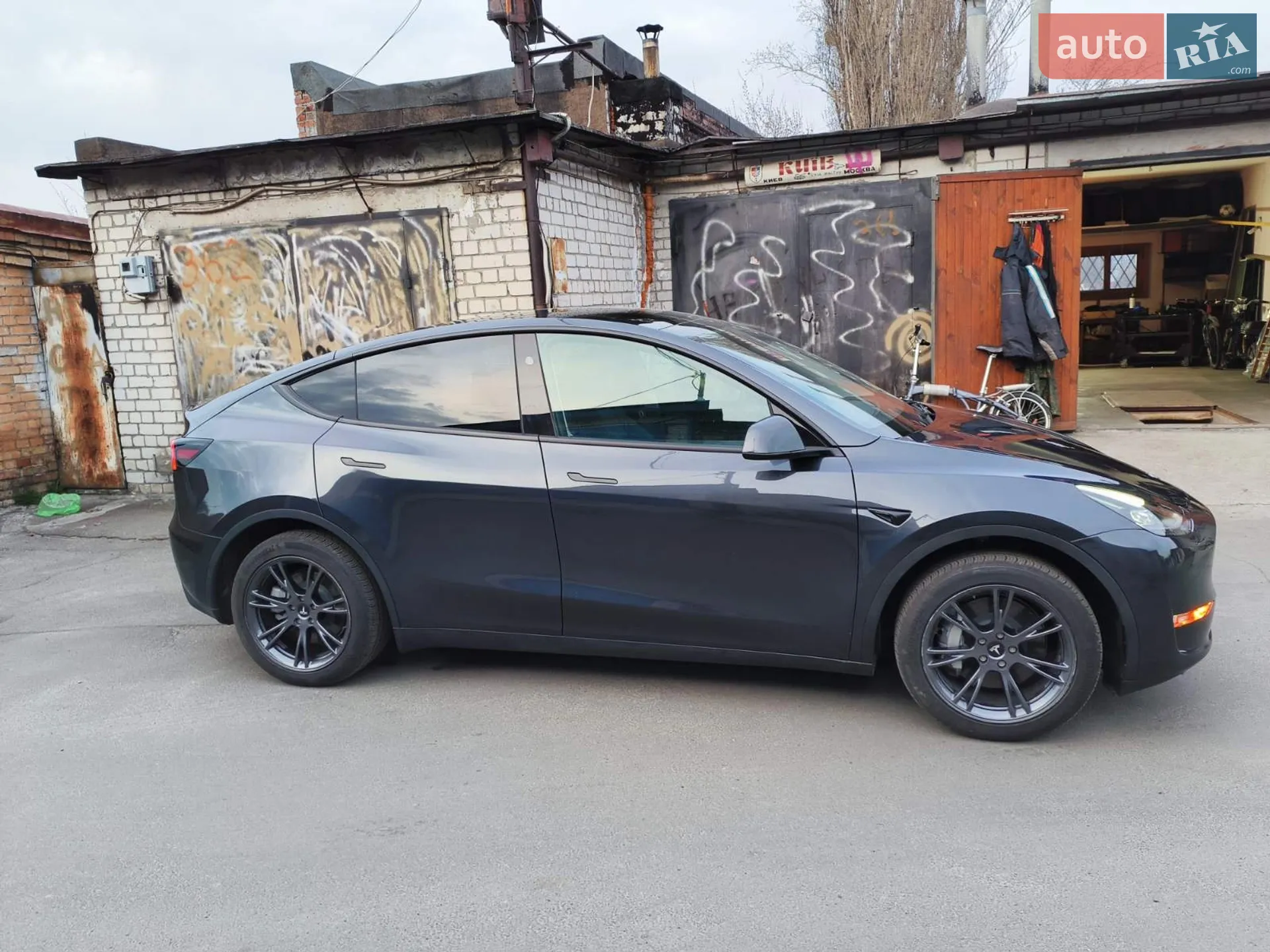 2024 Tesla Model Y - мініатюра 24