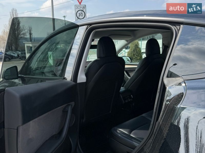 Внедорожник / Кроссовер Tesla Model Y 2022 в Хмельницком фото 11 Внедорожник / Кроссовер Tesla Model Y 2022 в Хмельницком