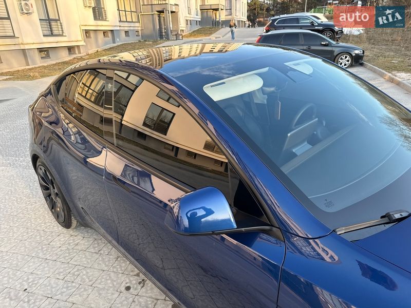 Позашляховик / Кросовер Tesla Model Y 2021 в Львові