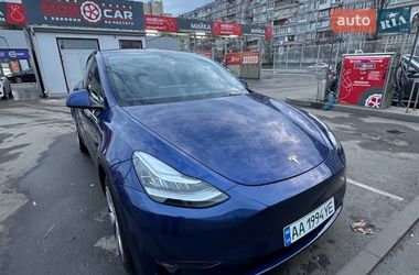 Внедорожник / Кроссовер Tesla Model Y 2023 в Киеве