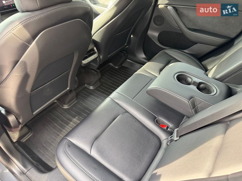 Позашляховик / Кросовер Tesla Model Y 2022 в Вінниці