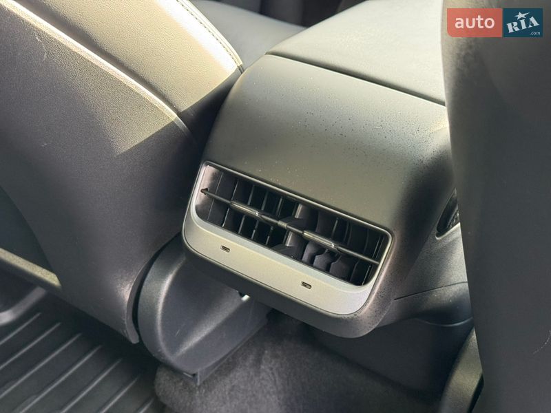 Позашляховик / Кросовер Tesla Model Y 2022 в Вінниці