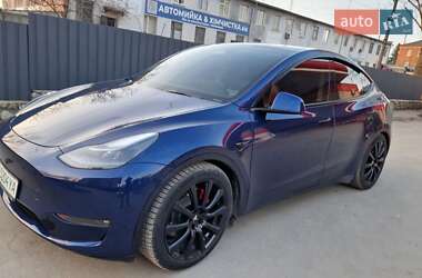 Позашляховик / Кросовер Tesla Model Y 2023 в Тернополі