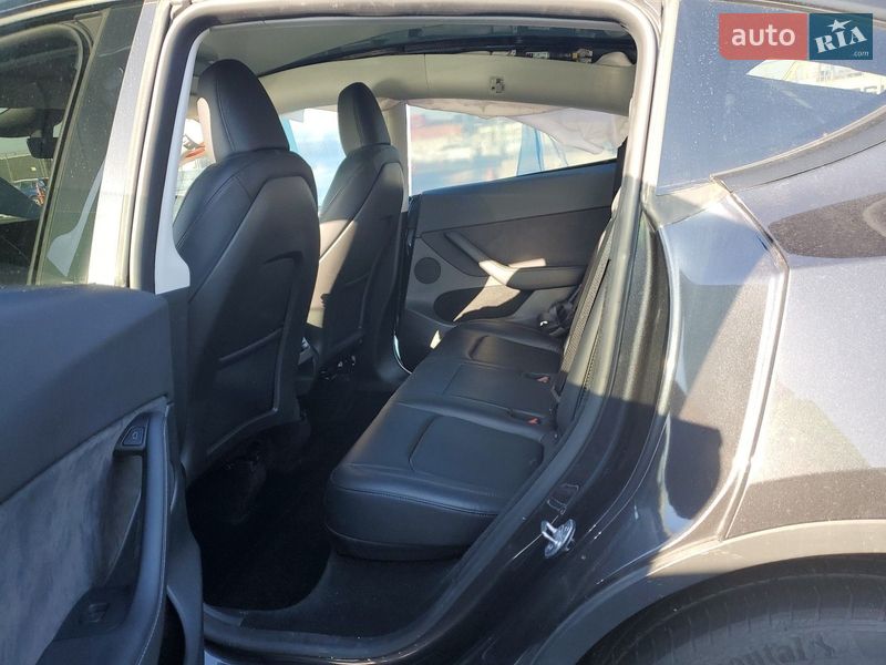 Позашляховик / Кросовер Tesla Model Y 2024 в Запоріжжі фото 42 Позашляховик / Кросовер Tesla Model Y 2024 в Запоріжжі