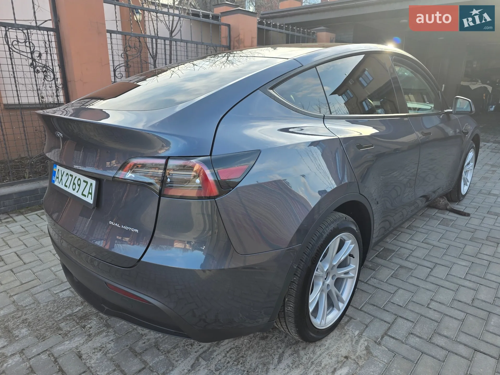 2023 Tesla Model Y - мініатюра 5