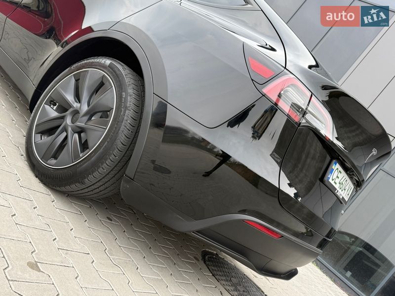 Позашляховик / Кросовер Tesla Model Y 2024 в Чернівцях фото 10 Позашляховик / Кросовер Tesla Model Y 2024 в Чернівцях