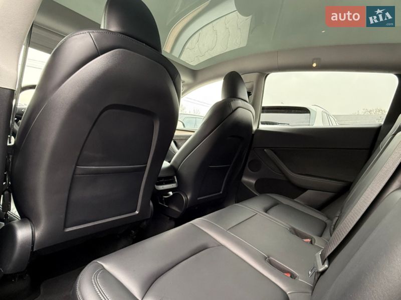 Позашляховик / Кросовер Tesla Model Y 2024 в Чернівцях фото 20 Позашляховик / Кросовер Tesla Model Y 2024 в Чернівцях