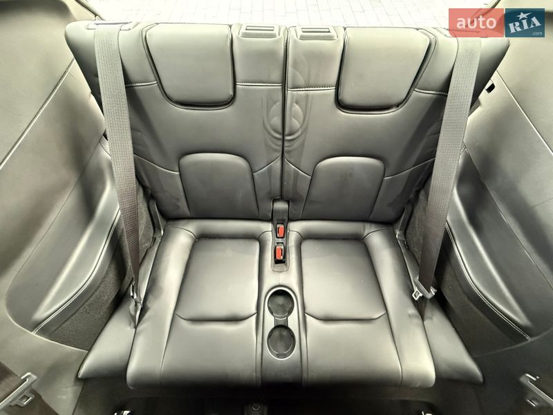 Позашляховик / Кросовер Tesla Model Y 2024 в Чернівцях фото 22 Позашляховик / Кросовер Tesla Model Y 2024 в Чернівцях